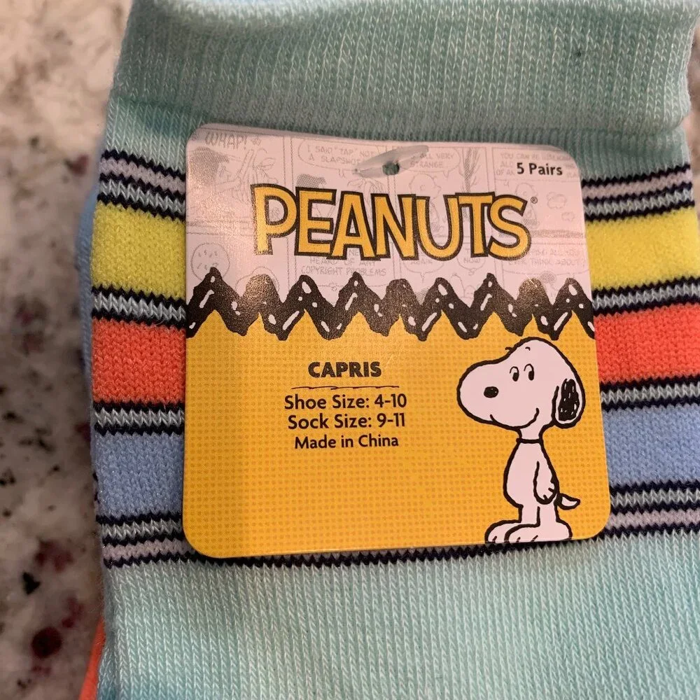 Peanuts Snoopy Charlie Brown Socks NWT 5 pair